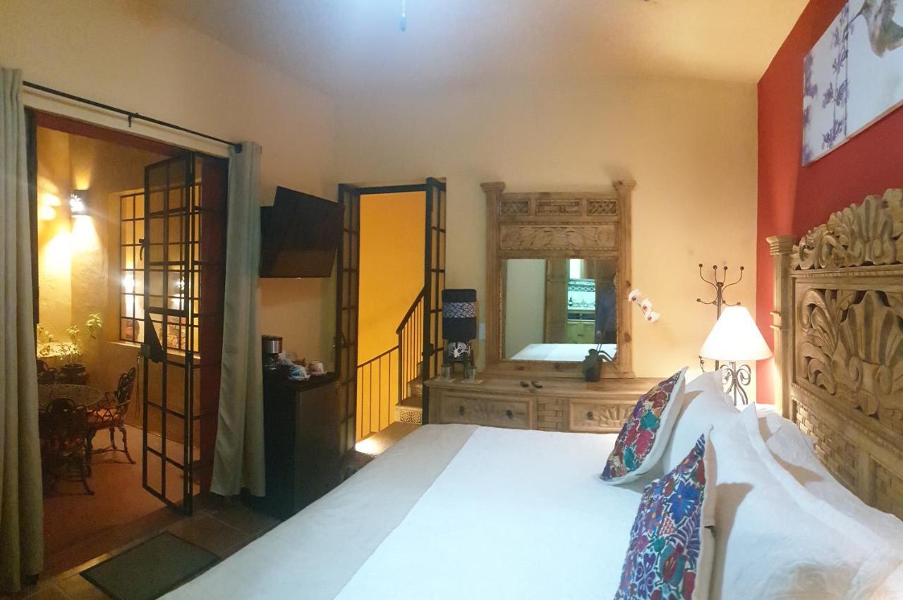 Hôtel La Casona Chapala Extérieur photo