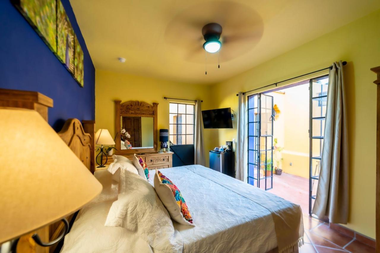 Hôtel La Casona Chapala Extérieur photo