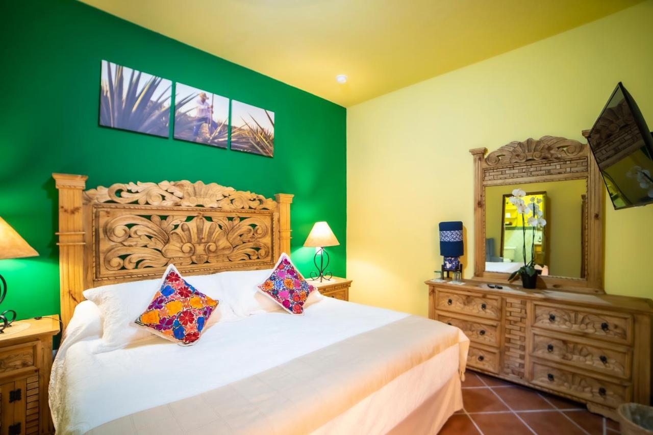 Hôtel La Casona Chapala Extérieur photo
